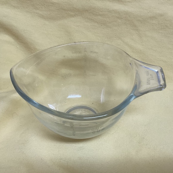 Pyrex | Kitchen | Vintage Pyrex Glass Teardrop Nesting Measuring Cup ...
